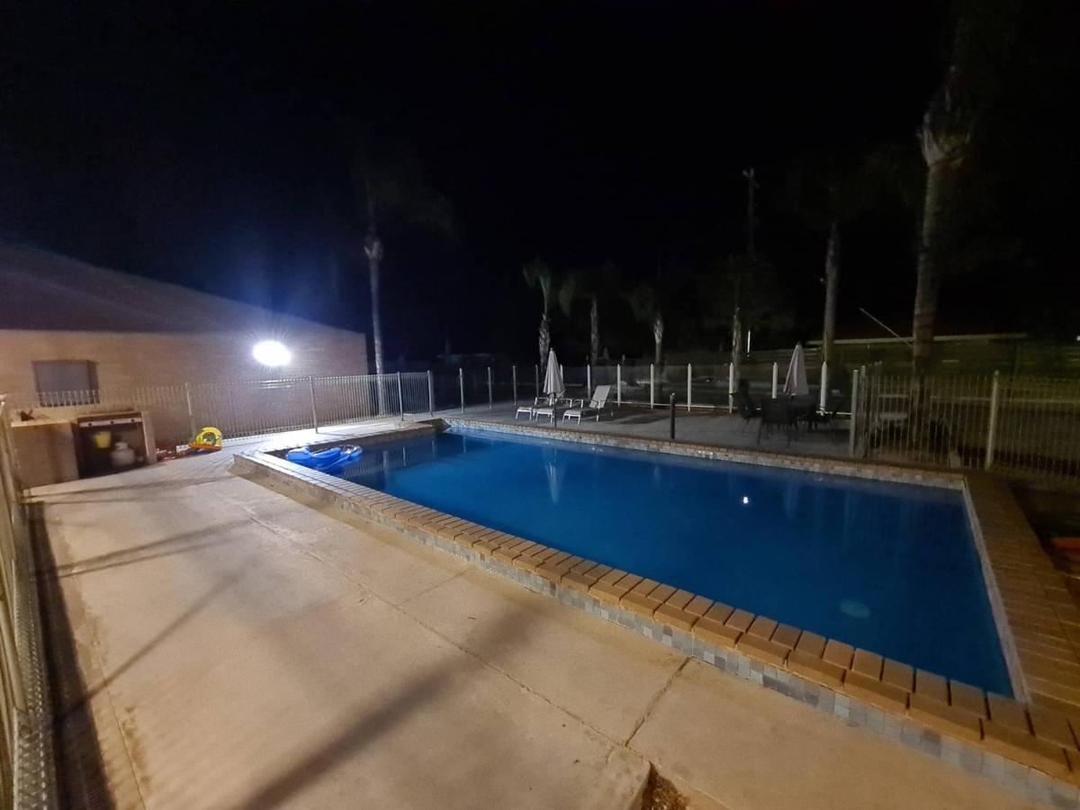Cottonwood Motor Inn Mildura Exteriör bild