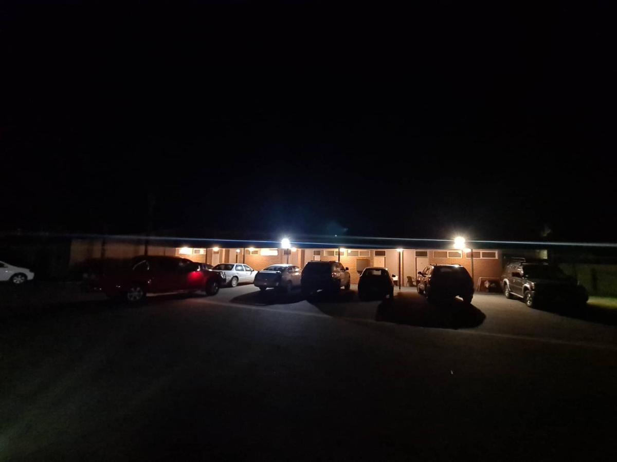 Cottonwood Motor Inn Mildura Exteriör bild