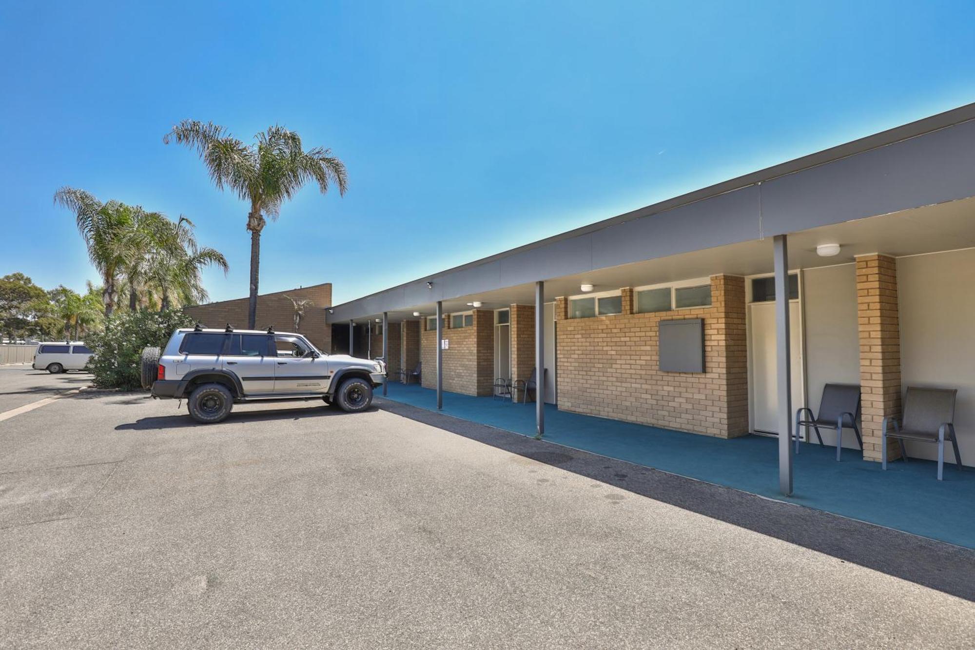 Cottonwood Motor Inn Mildura Exteriör bild