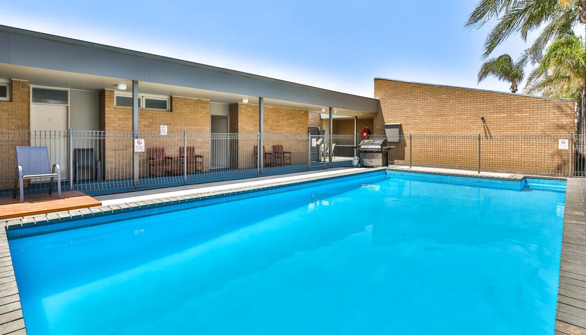 Cottonwood Motor Inn Mildura Exteriör bild